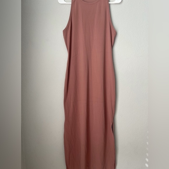 Lululemon Get Going Dress
Red Dust size 6 - Picture 3 of 8